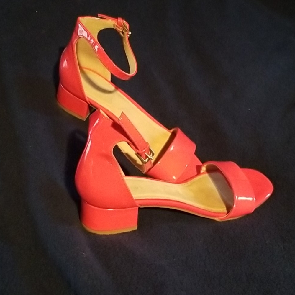 Old Navy sandals